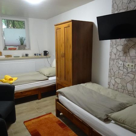 Pension Und Gaestehaus Paffrath Grossbrembach Bagian luar foto